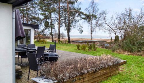 Three-Bedroom Vacation Home 