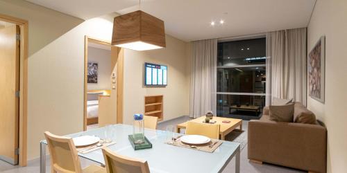Apartment with City View