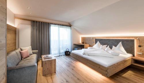 Junior Suite with Balcony