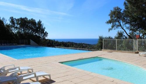 Apartment (6 Adults)