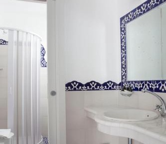 Economy Double or Twin Room