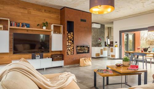 Apartment with Garden View