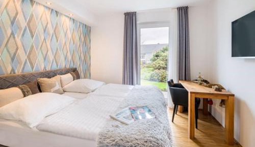 Double or Twin Room with Terrace