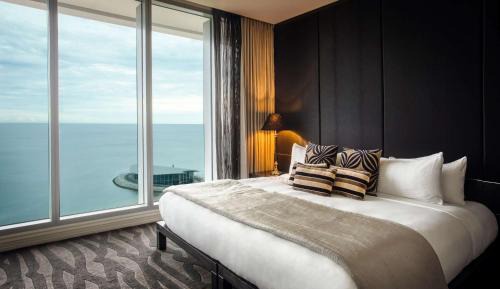Executive Suite with Sea View