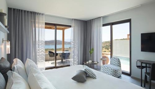 Executive Room with Private Pool Sea View