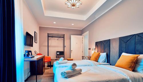 Deluxe Double Room with Shower