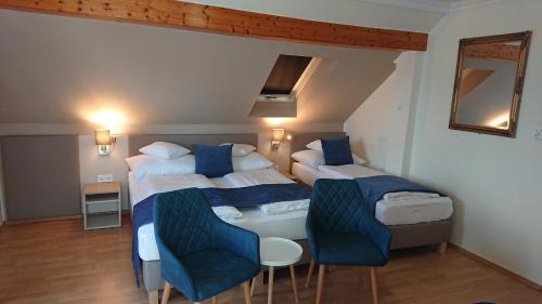 Triple Room with Balcony