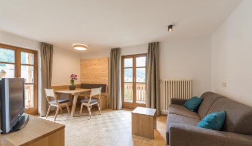 Apartment with Shower