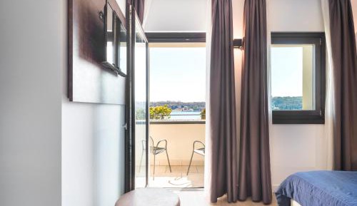 Double Room with Lake View