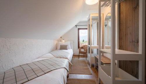 Apartment with Garden View