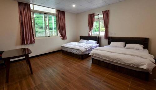 Large Double or Twin Room
