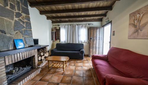 Apartment with Mountain View