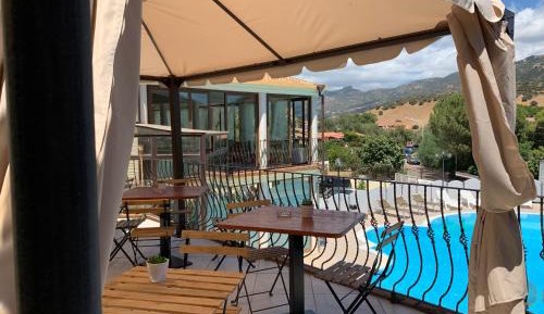 Apartment with Terrace and Sea View
