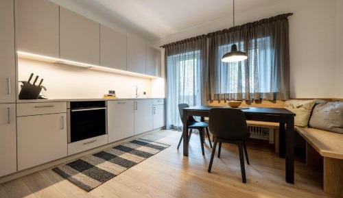 Superior One-Bedroom Apartment with Balcony