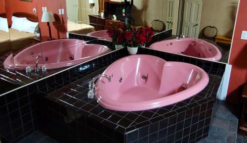 Suite with Spa Bath - Non-Smoking