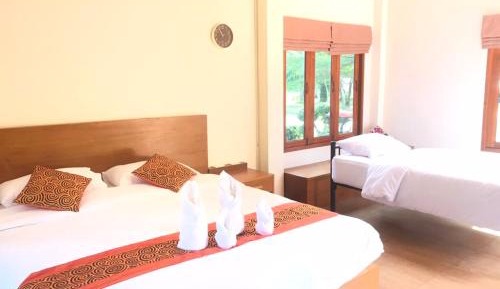 Triple Room with Balcony