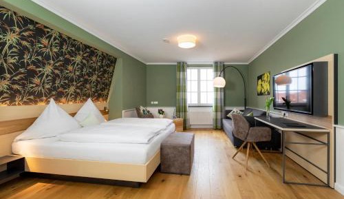 Comfort Double Room with Lake View