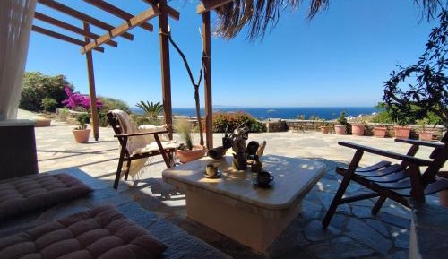 Studio Apartment with Sea View