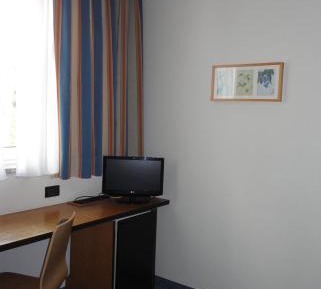 Single Room with Private Bathroom