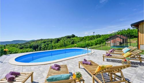 Three-Bedroom Vacation Home 