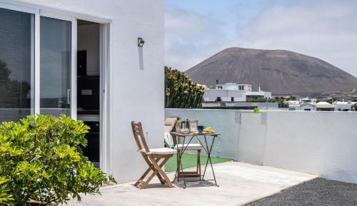 Superior One-Bedroom Apartment