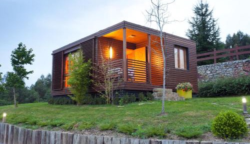 Cottage with Garden View