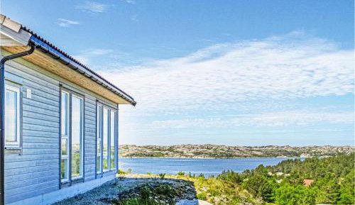 Five-Bedroom Holiday Home