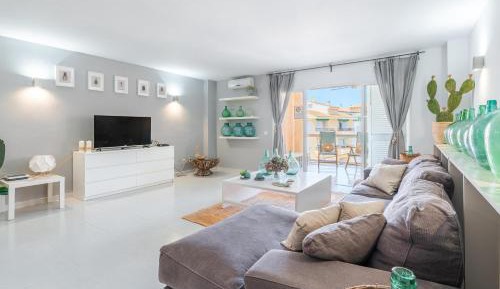 Three-Bedroom Superior Apartment