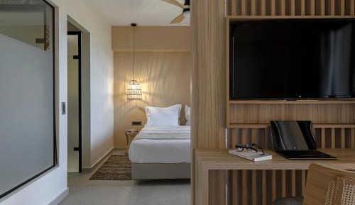 Deluxe Room with Balcony