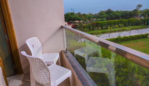 Executive Family Room