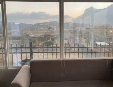 Studio with Mountain View