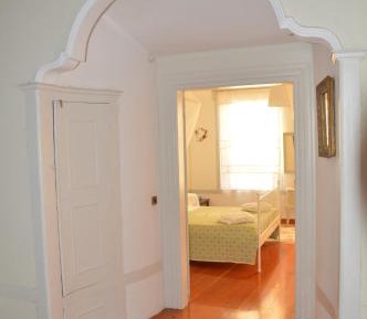 Four-Bedroom Holiday Home - Split Level