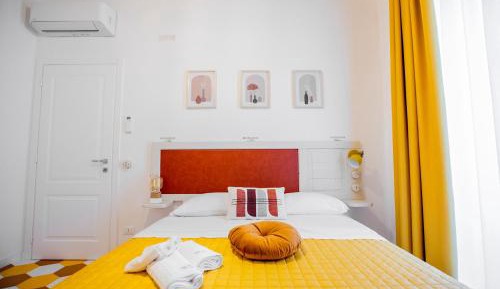 Quadruple Room with Private Bathroom