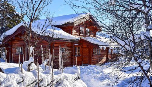 Five-Bedroom Holiday Home