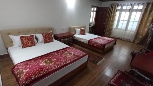 Triple Room with Mountain View