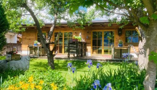 Two-Bedroom Apartment with Terrace and Garden B