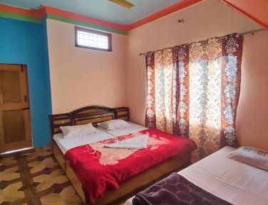 Quadruple Room with Shared Bathroom