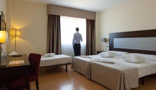 Twin Room with Parking