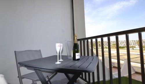 Studio with Sea View