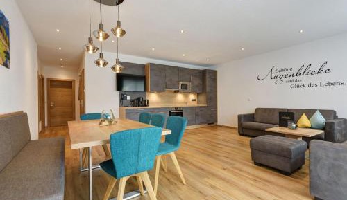 Deluxe Apartment with Terrace