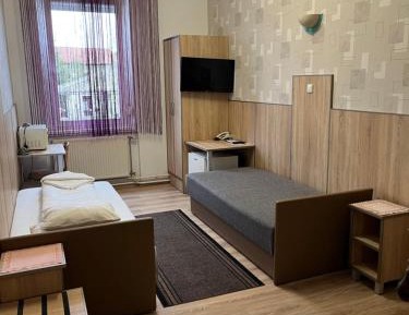 Twin Room with Bathroom