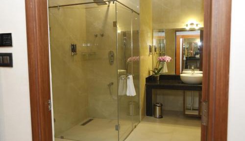 Superior Deluxe Double or Twin Room 