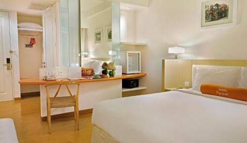 HARRIS Double or Twin Room with Pool View