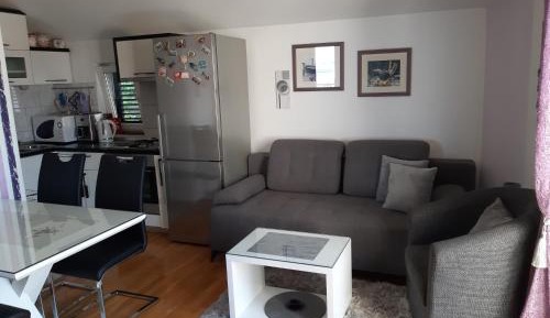 One-Bedroom Apartment with Terrace and Sea View