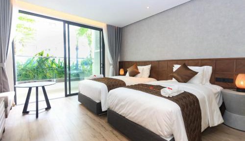 Standard Twin Room with Sofa