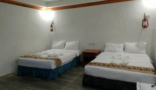 Deluxe Quadruple Room