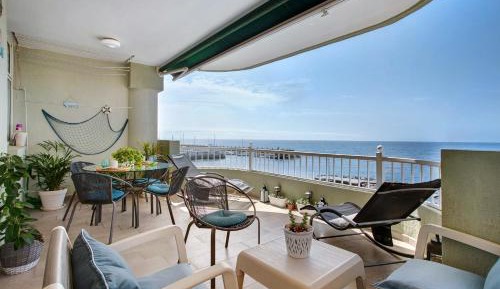 Three-Bedroom Superior Apartment