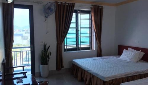 Quadruple Room with Private Bathroom