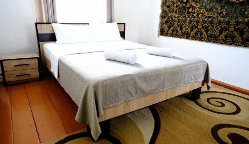 Double Room with Shared Bathroom