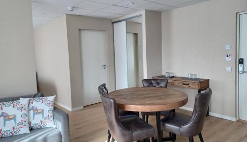 Svit med balkong Hotell